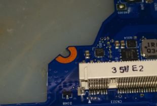 惠普1000笔记本插无线网卡无显示？排查步骤与解决方案